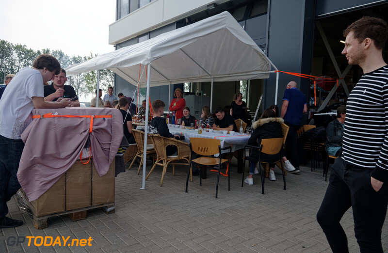 gallery detail picture